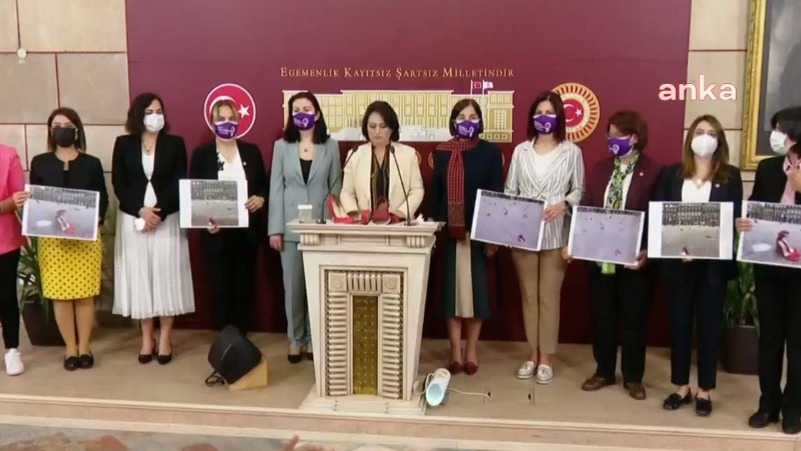 CHP'li kadın vekillerden Soylu ve Yanık'a istifa çağrısı: Kadına şiddeti küçümseyen bakanlar o koltuklarda oturmamalı